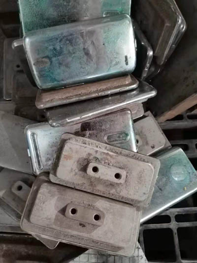 廢模具芯